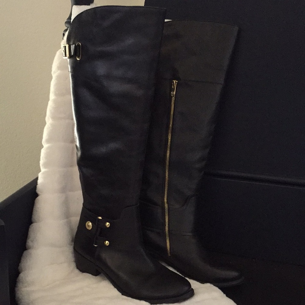 Vince Camuto Black leather riding boot. 8.5